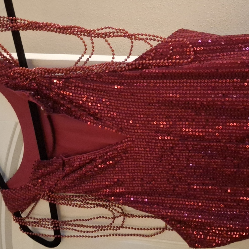 Sequined Sleeveless Evening Gown with Beaded Shoulder Chains - Picture 4 of 4